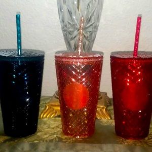 Starbucks holiday tumbler 2021